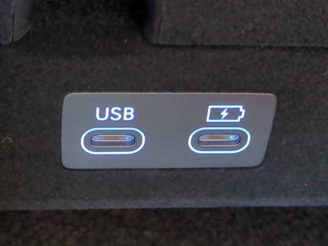 Certified 2025 Genesis G80 2.5T image 19