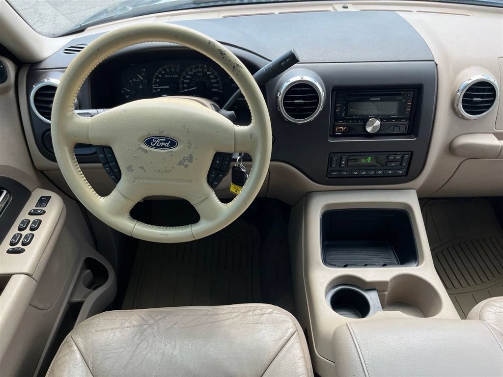 Used 2003 Ford Expedition Eddie Bauer RWD image 19
