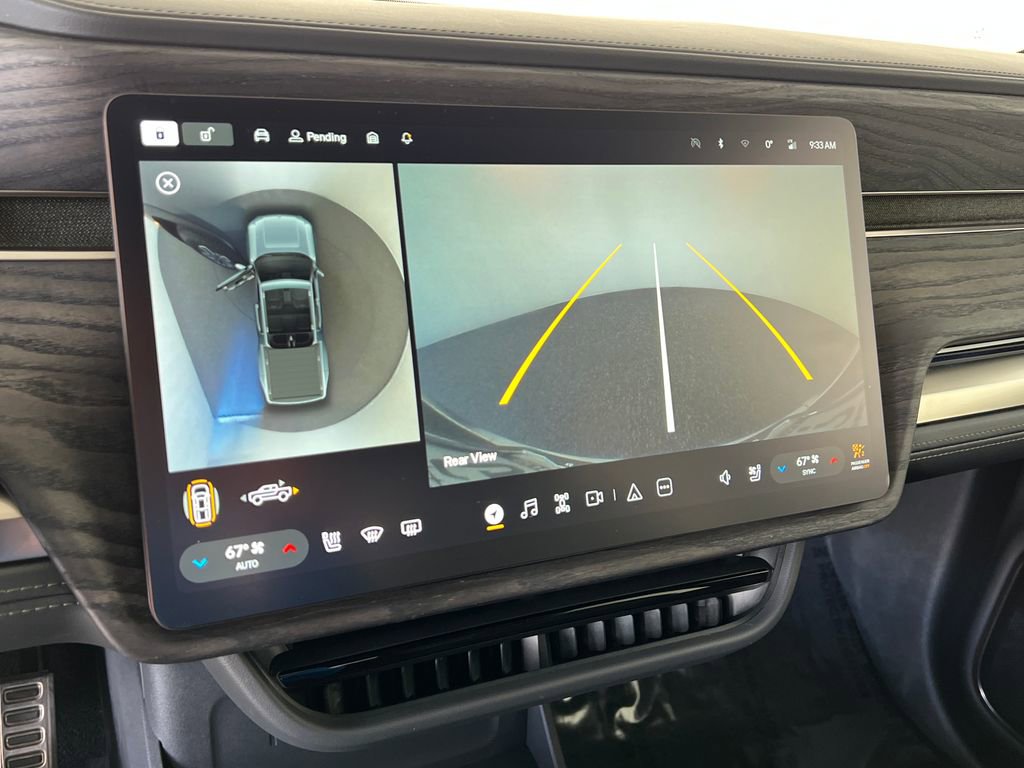 Used 2023 Rivian R1T Adventure image 22