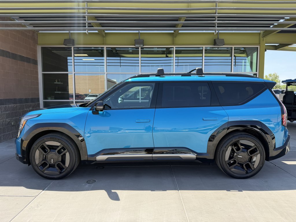 Used 2025 Kia EV9 GT-Line AWD/4WD image 7