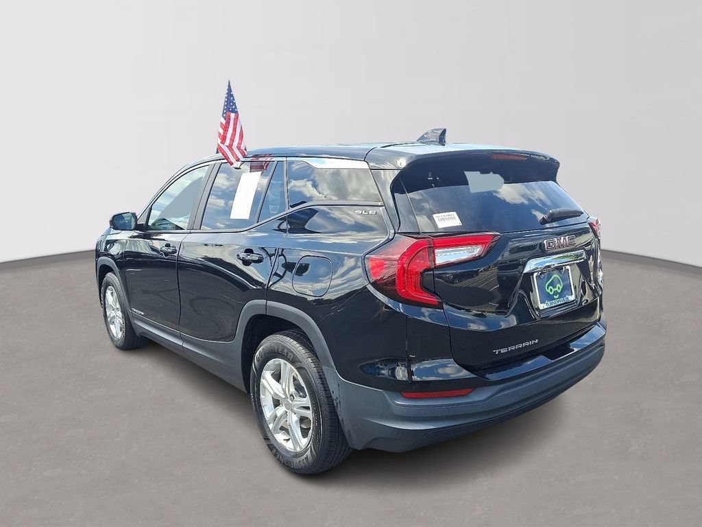 Certified 2022 GMC Terrain SLE FWD image 4