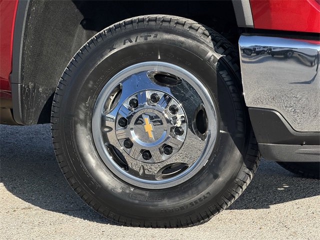 Used 2025 Chevrolet Silverado 3500 LTZ w/ LTZ Plus Package image 34