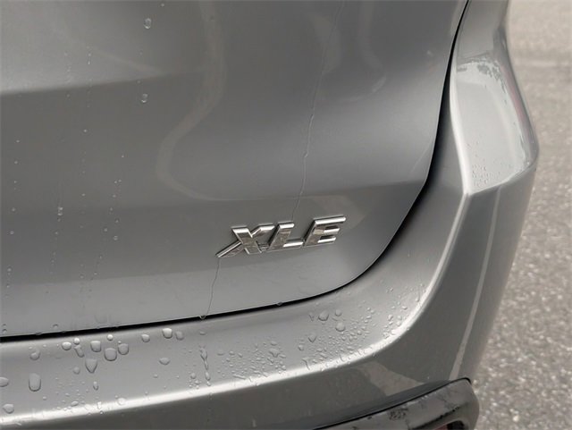 Used 2015 Toyota Highlander XLE image 12