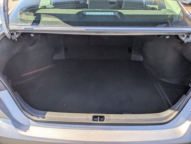 Used 2025 Toyota Camry LE image 29