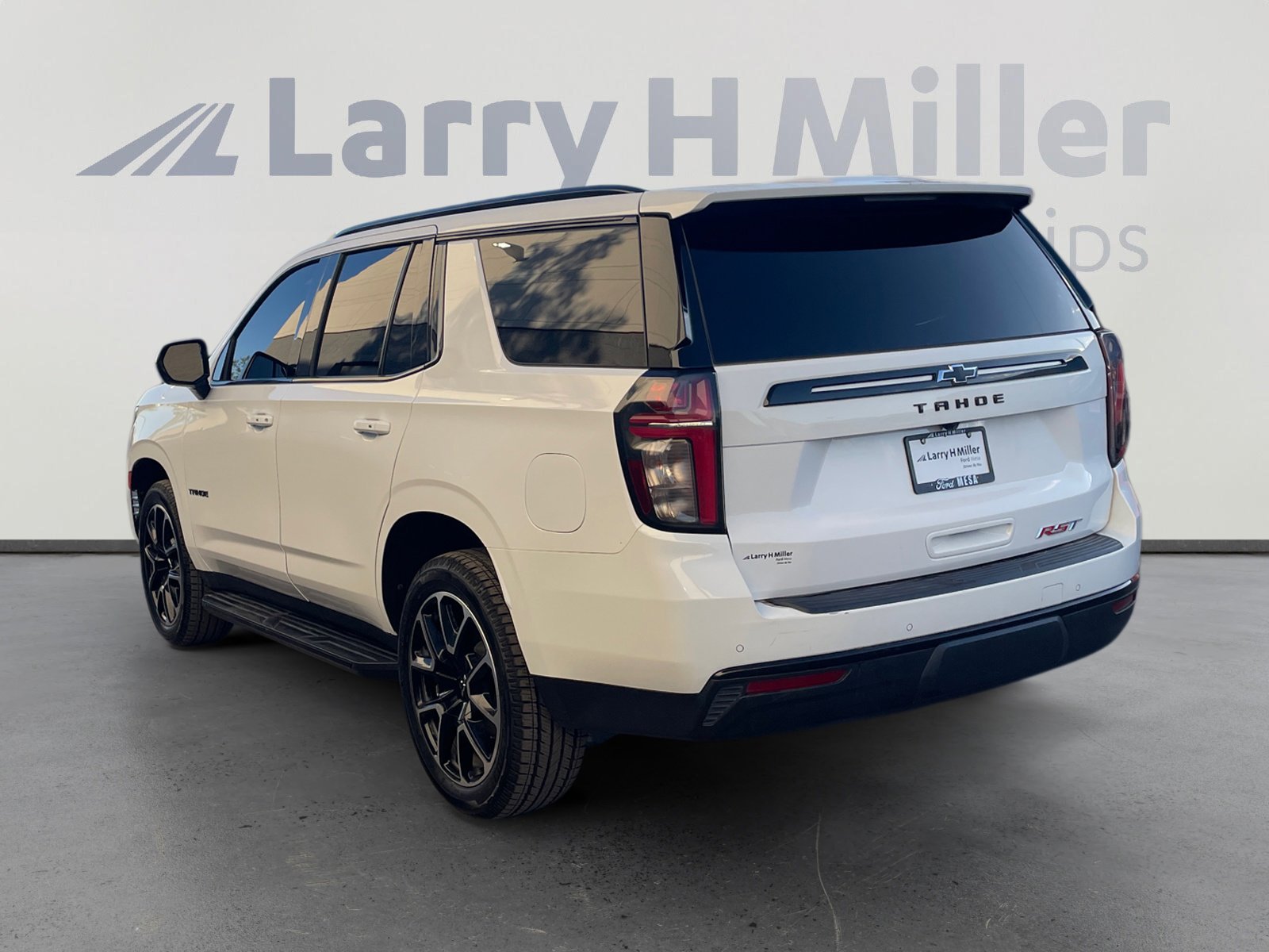 Used 2023 Chevrolet Tahoe RST w/ Max Trailering Package image 3