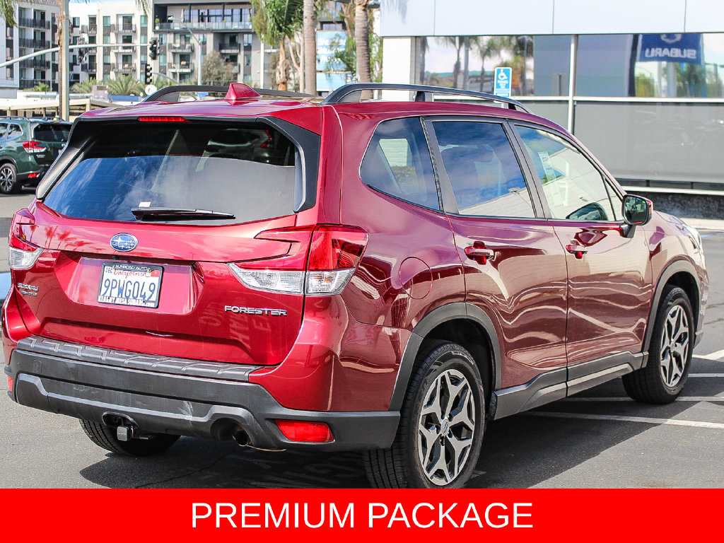 Used 2020 Subaru Forester Premium AWD/4WD image 6