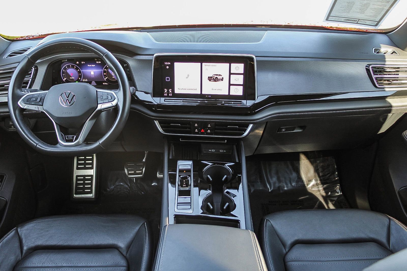 Used 2025 Volkswagen Atlas Cross Sport SEL R-Line image 12