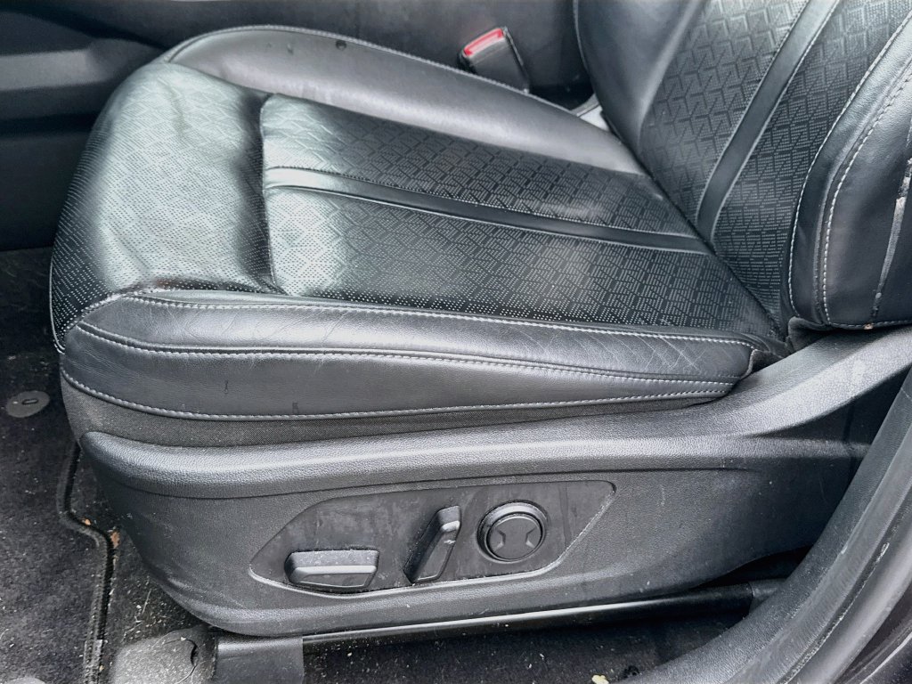 Used 2021 Kia Sorento S FWD image 17