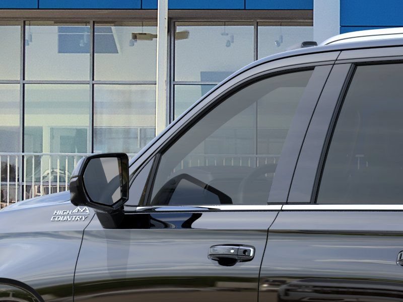 New 2026 Chevrolet Suburban High Country AWD/4WD image 12