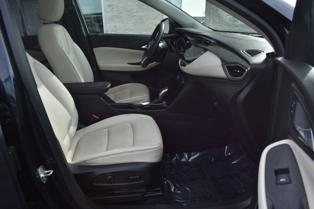 Used 2020 Buick Encore GX Essence w/ Experience Buick Package image 42