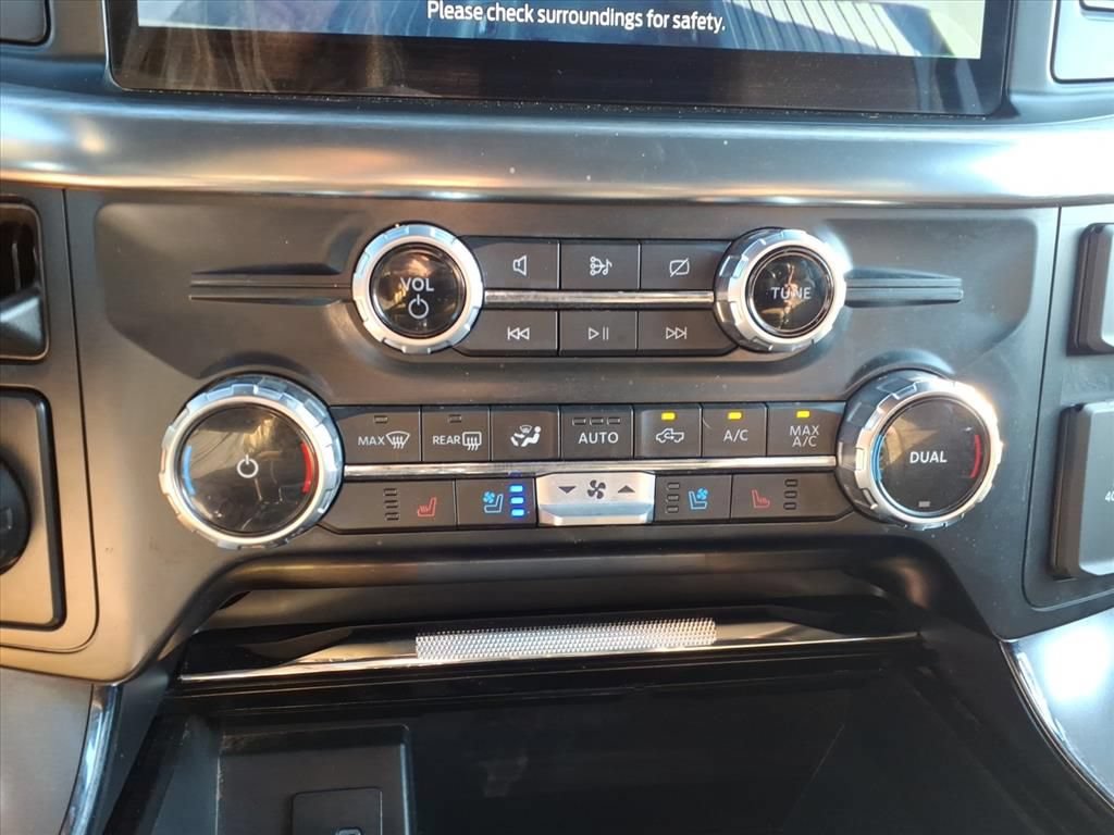 Used 2023 Ford F150 Lariat RWD image 16