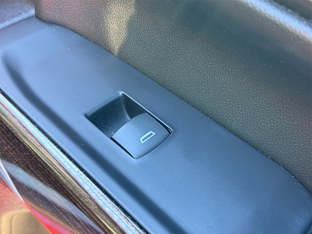 Used 2021 Chevrolet Silverado 1500 RST image 23