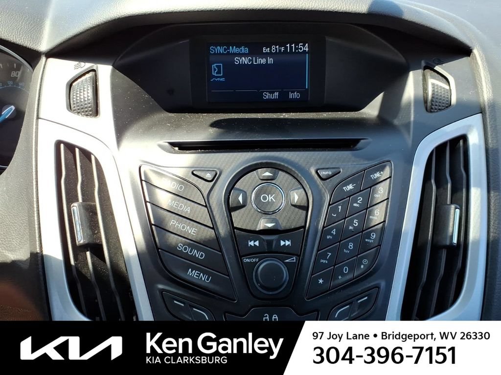 Used 2014 Ford Focus SE w/ SE Winter Package FWD image 17