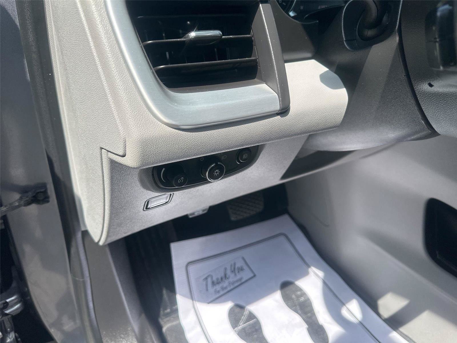 Used 2020 GMC Terrain SLT FWD image 25