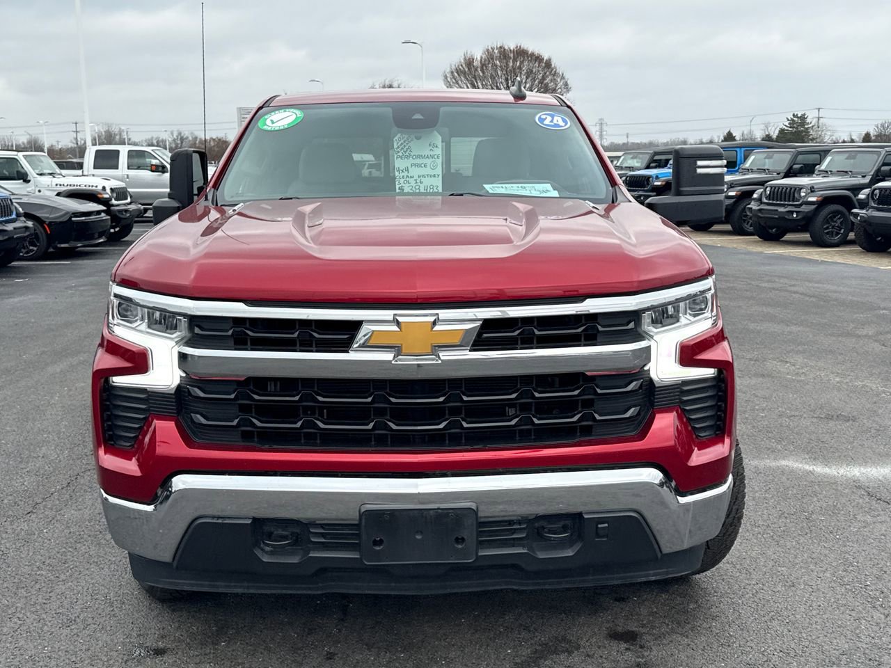 Used 2024 Chevrolet Silverado 1500 LT image 8
