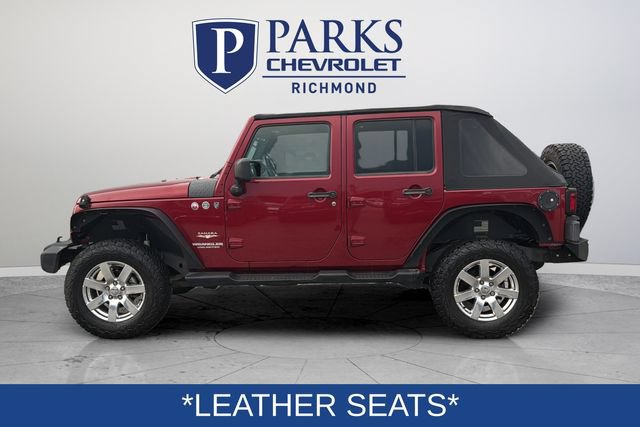 Used 2013 Jeep Wrangler Unlimited Sahara w/ Connectivity Group AWD/4WD image 5