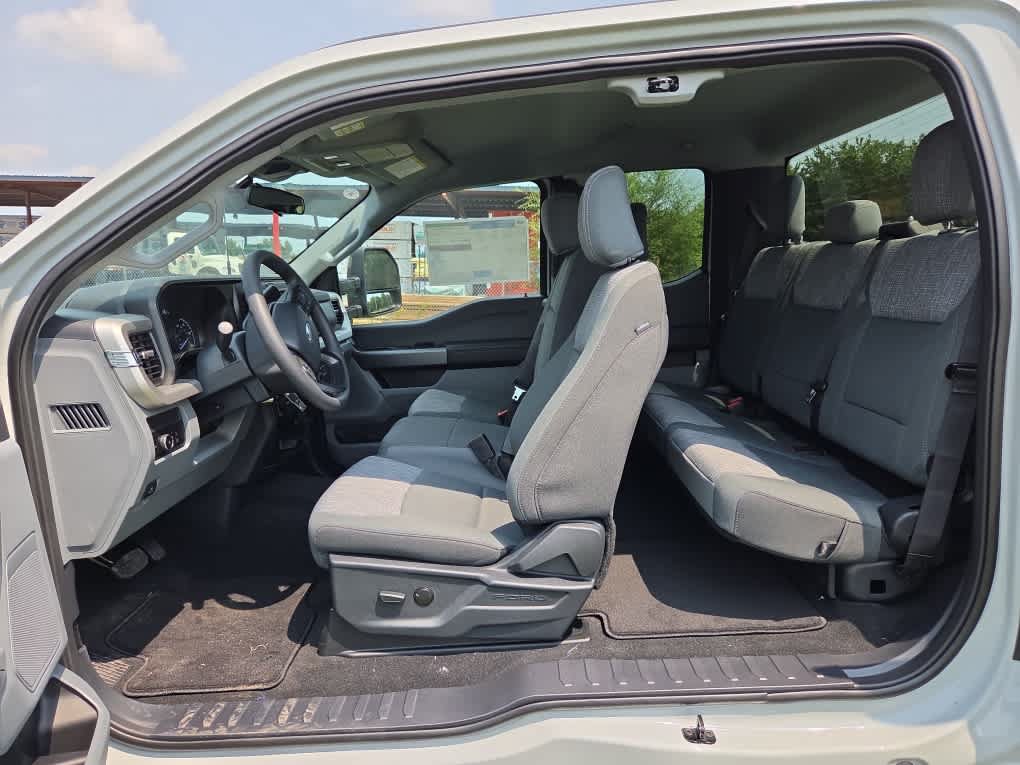 New 2026 Ford F350 XLT AWD/4WD image 25