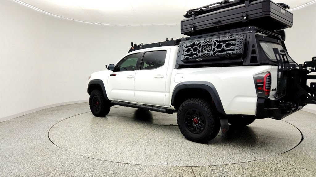 Used 2018 Toyota Tacoma TRD Pro AWD/4WD image 7