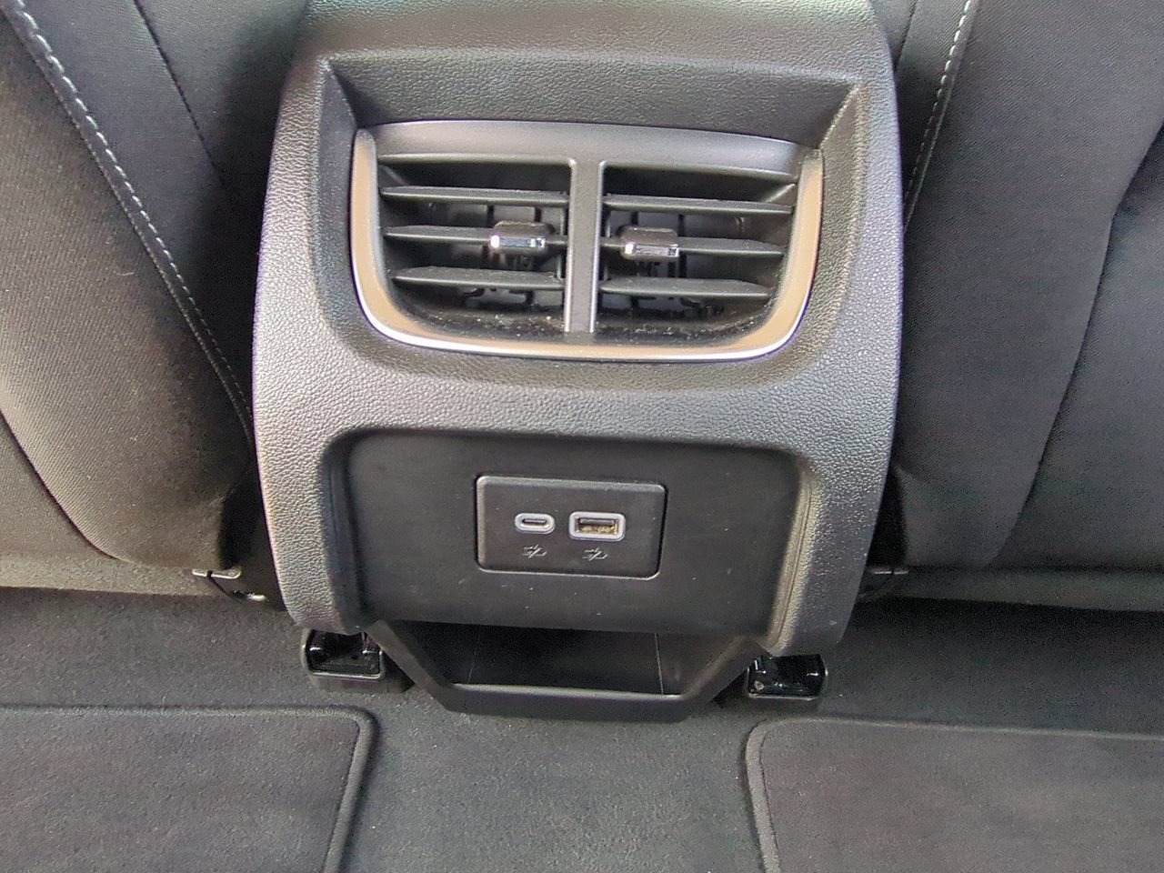 Used 2025 Chevrolet Blazer LT AWD/4WD image 20