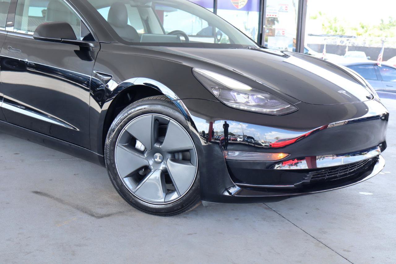 Used 2023 Tesla Model 3 Standard Range RWD image 2