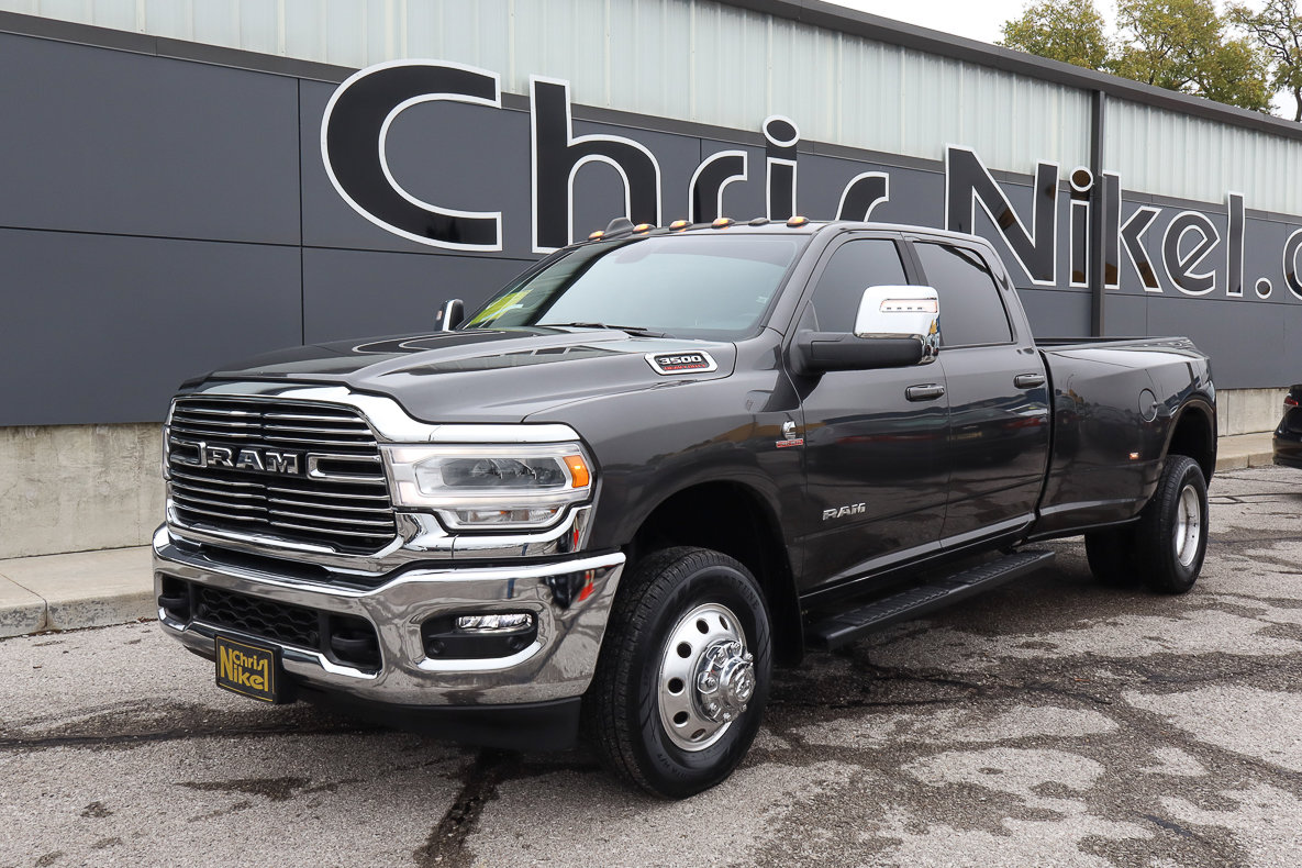 Used 2024 RAM 3500 Laramie AWD/4WD image 1