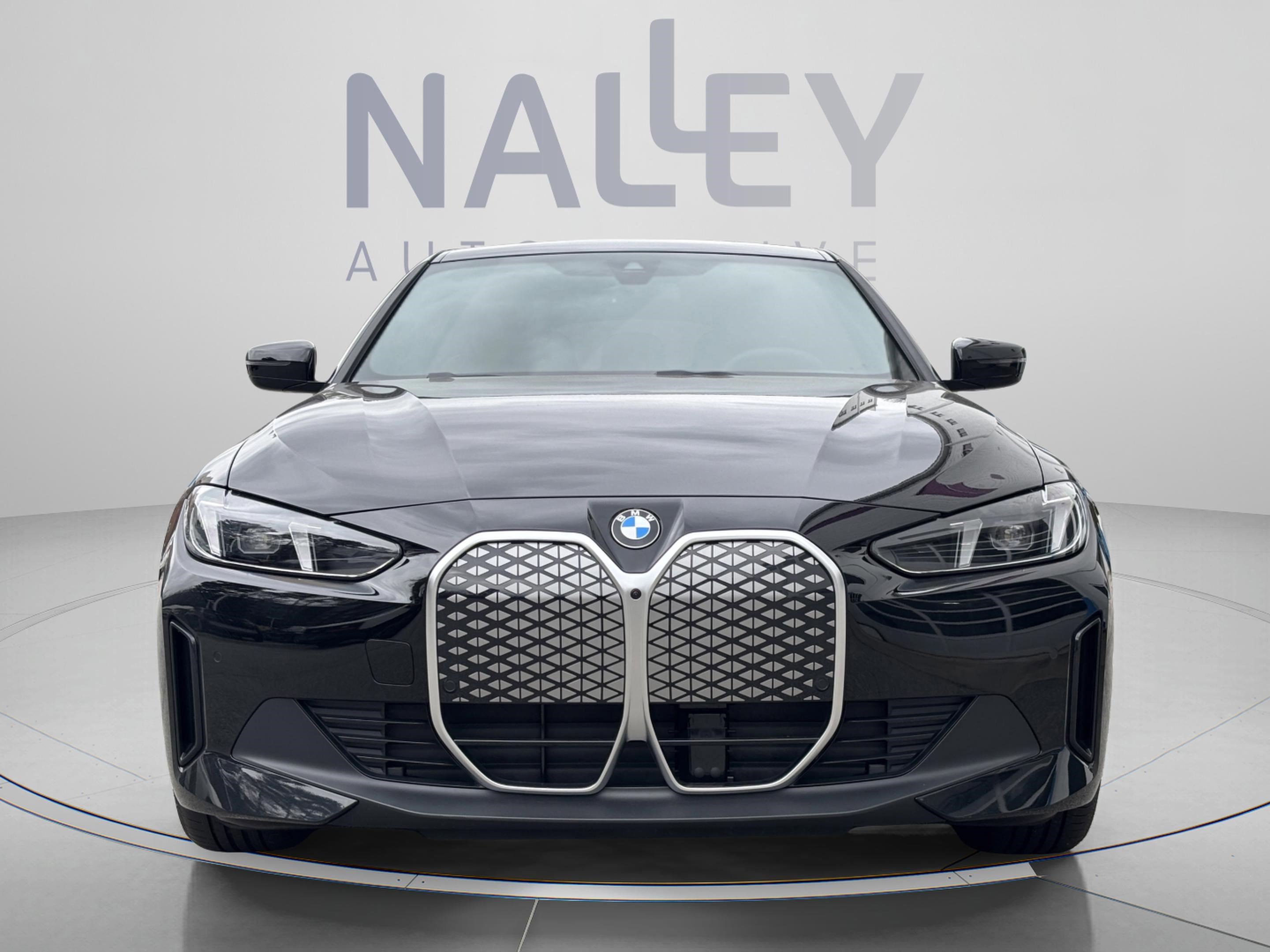 Used 2026 BMW i4 eDrive40 w/ Parking Assistance Package RWD image 6