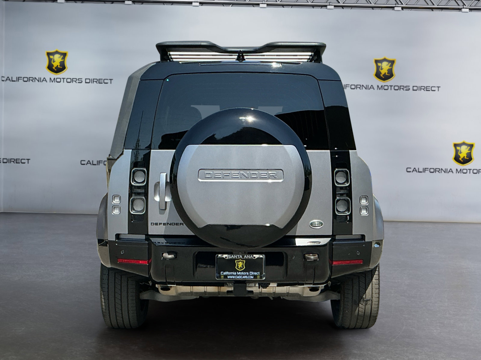 Used 2023 Land Rover Defender 110 X image 6