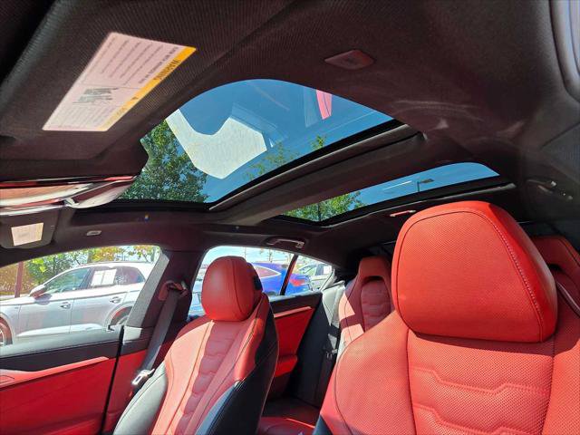 Used 2025 BMW M850i xDrive AWD/4WD image 22