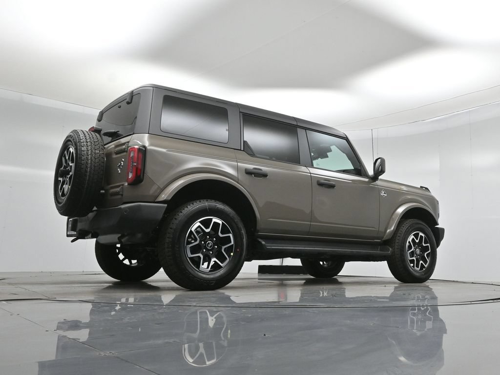 New 2026 Ford Bronco Outer Banks AWD/4WD image 47