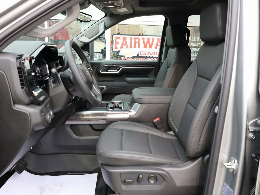 New 2026 Chevrolet Silverado 2500 LTZ w/ LTZ Plus Package image 13