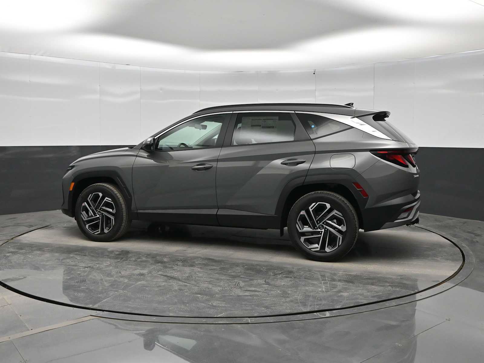 New 2026 Hyundai Tucson SEL Plus w/ Tow & Go Package AWD/4WD image 5