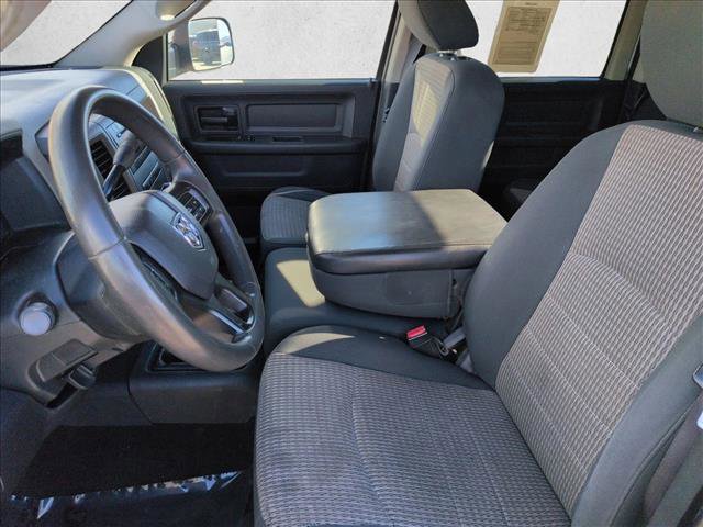 Used 2012 RAM 2500 ST w/ Chrome Appearance Group image 13