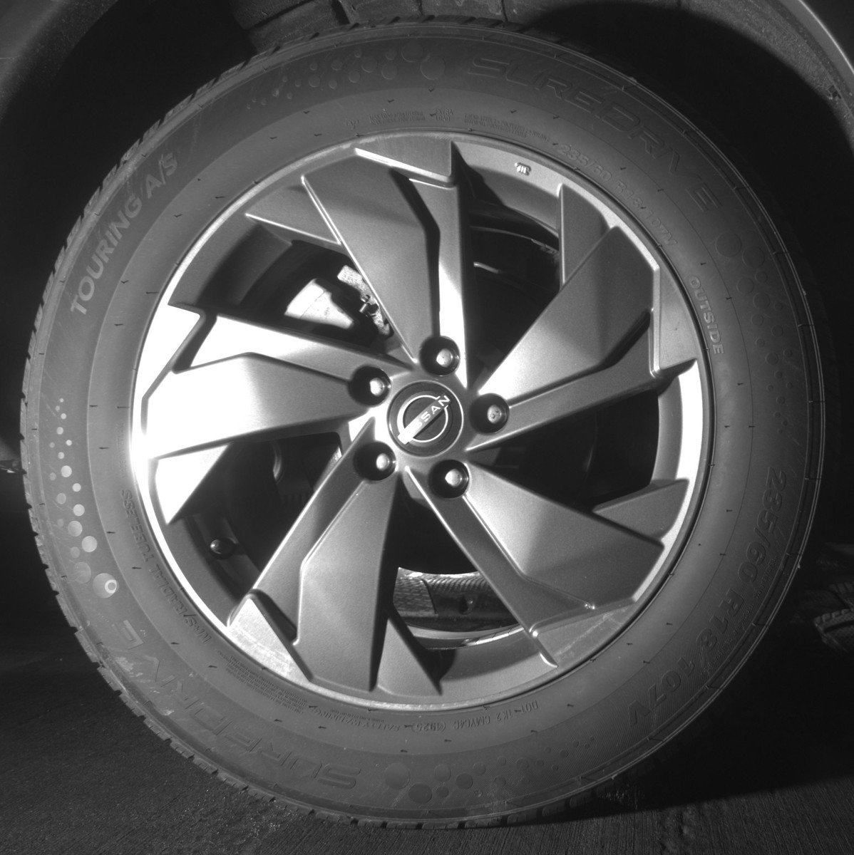 Used 2025 Nissan Rogue SV FWD image 15