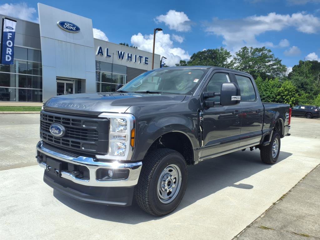 New 2025 Ford F250 XL w/ XL Chrome Package image 1