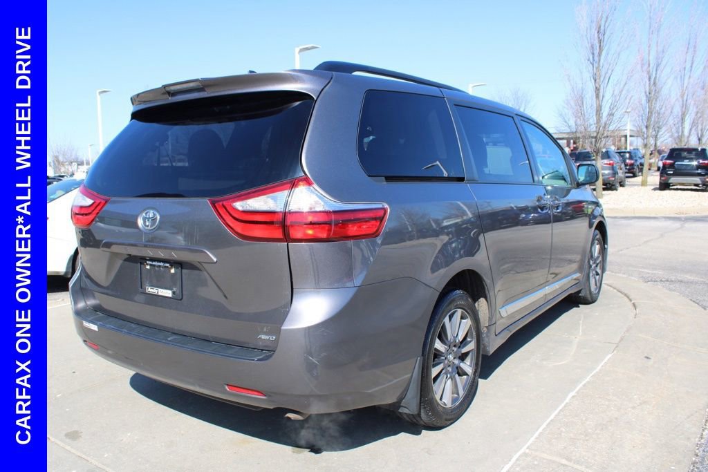 Used 2018 Toyota Sienna LE image 7