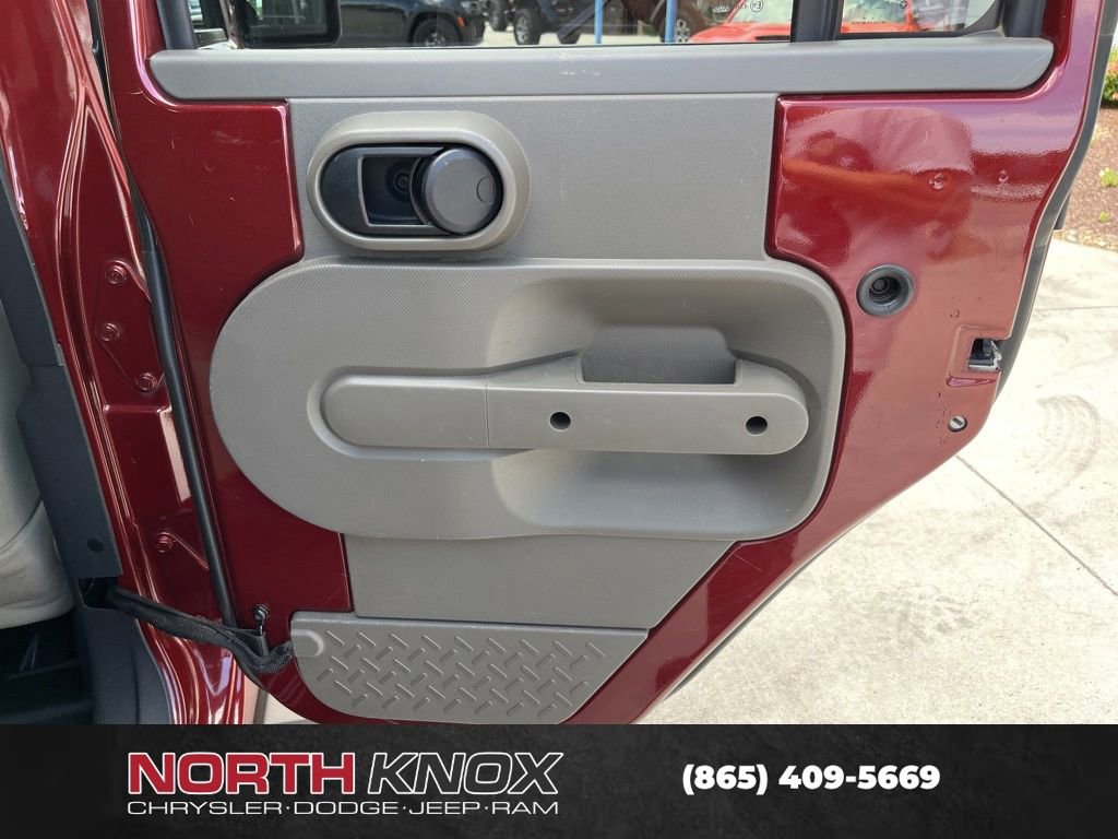 Used 2007 Jeep Wrangler Unlimited Sahara w/ Trailer Tow Group AWD/4WD image 22