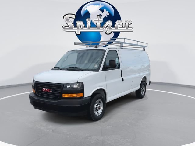 New 2025 GMC Savana 3500 w/ Driver Convenience Package image 4