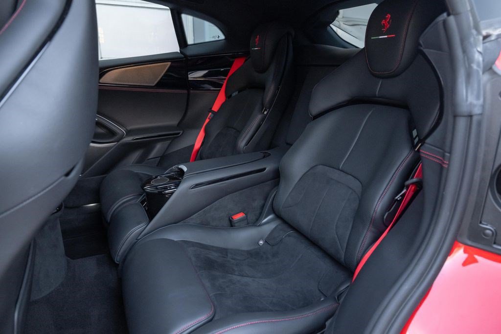 Used 2025 Ferrari Purosangue AWD/4WD image 48