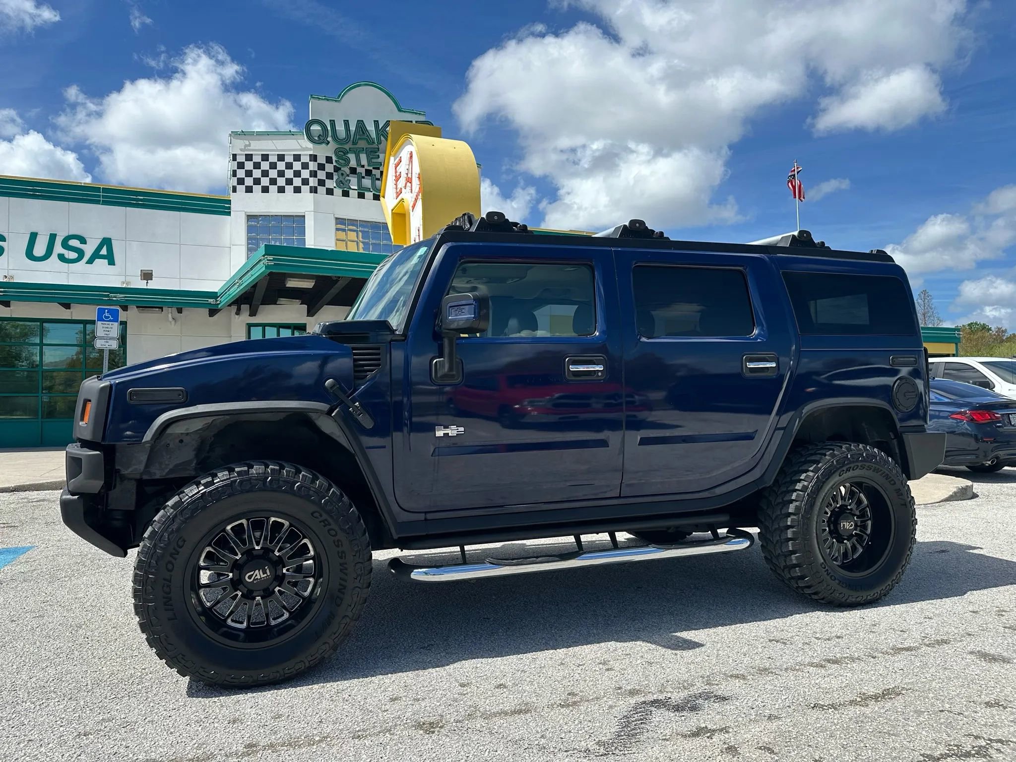 Used 2007 HUMMER H2 image 2
