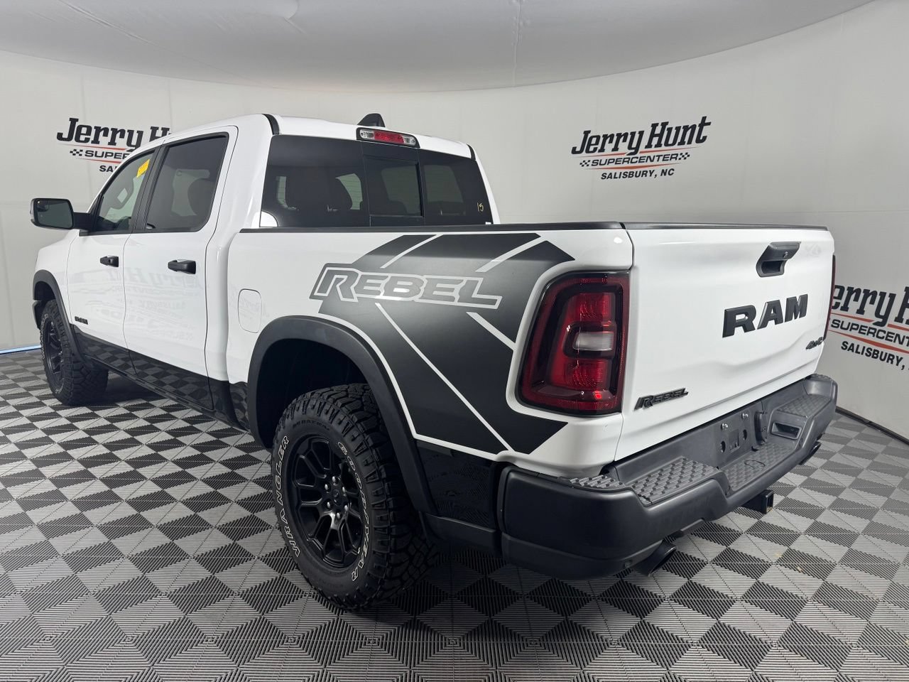Used 2026 RAM 1500 Rebel w/ Rebel Level 1 Equipment Group AWD/4WD image 9