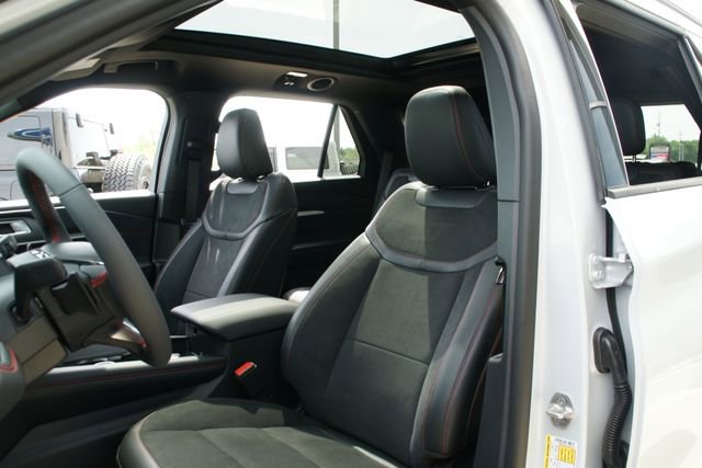 New 2026 Ford Explorer ST AWD/4WD image 18