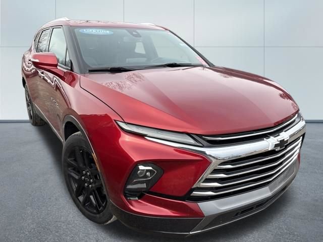 Used 2023 Chevrolet Blazer Premier image 5