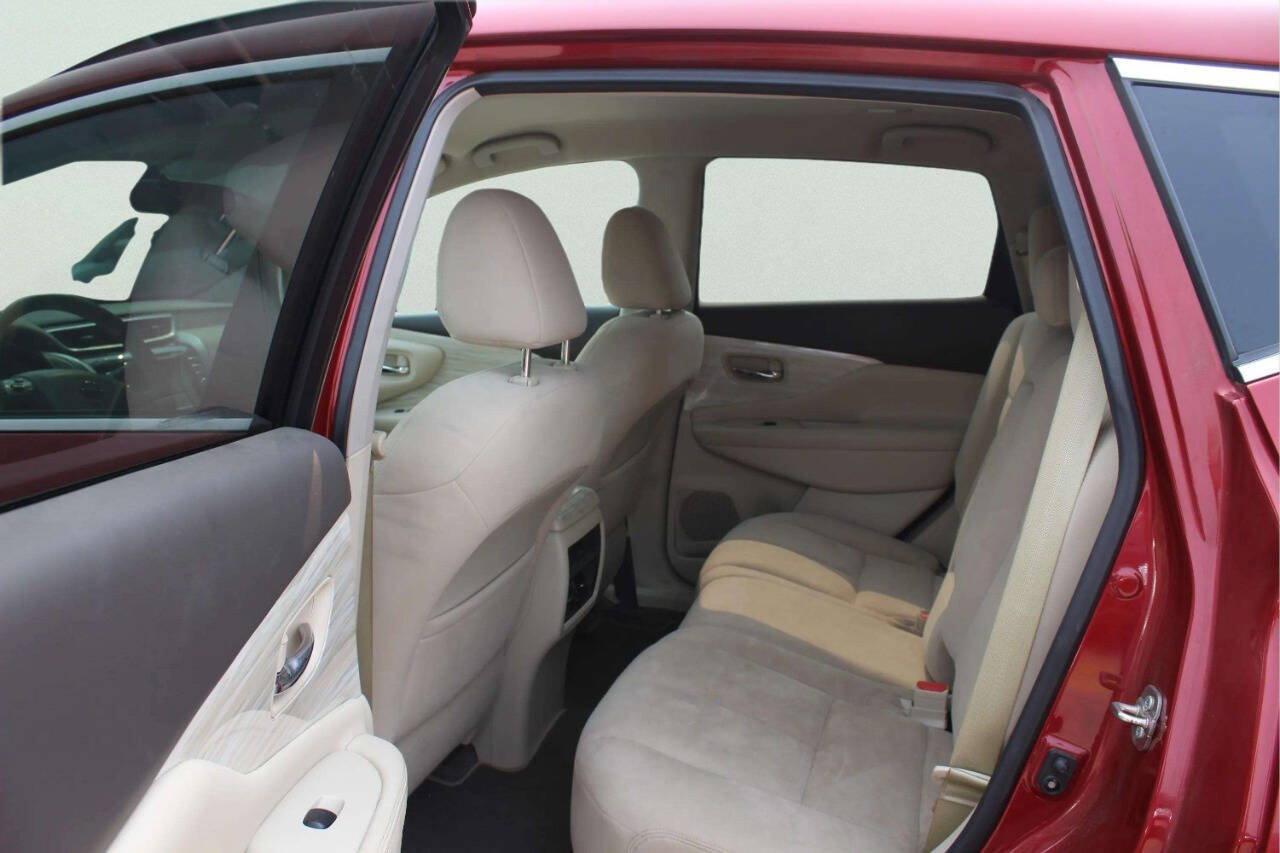 Used 2016 Nissan Murano SV AWD/4WD image 6