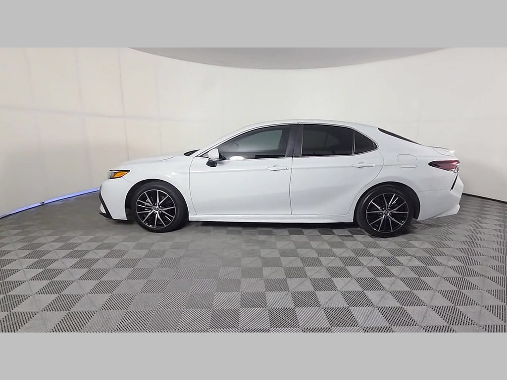 Used 2024 Toyota Camry SE FWD image 47
