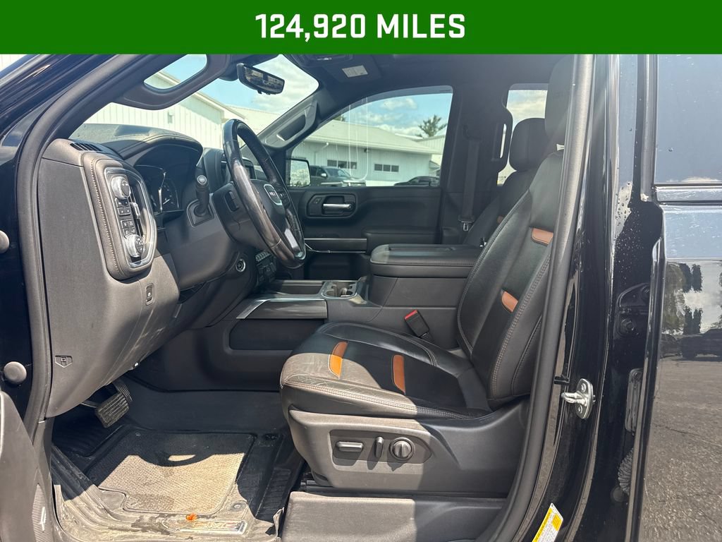 Used 2021 GMC Sierra 1500 AT4 w/ AT4 Premium Package AWD/4WD image 4