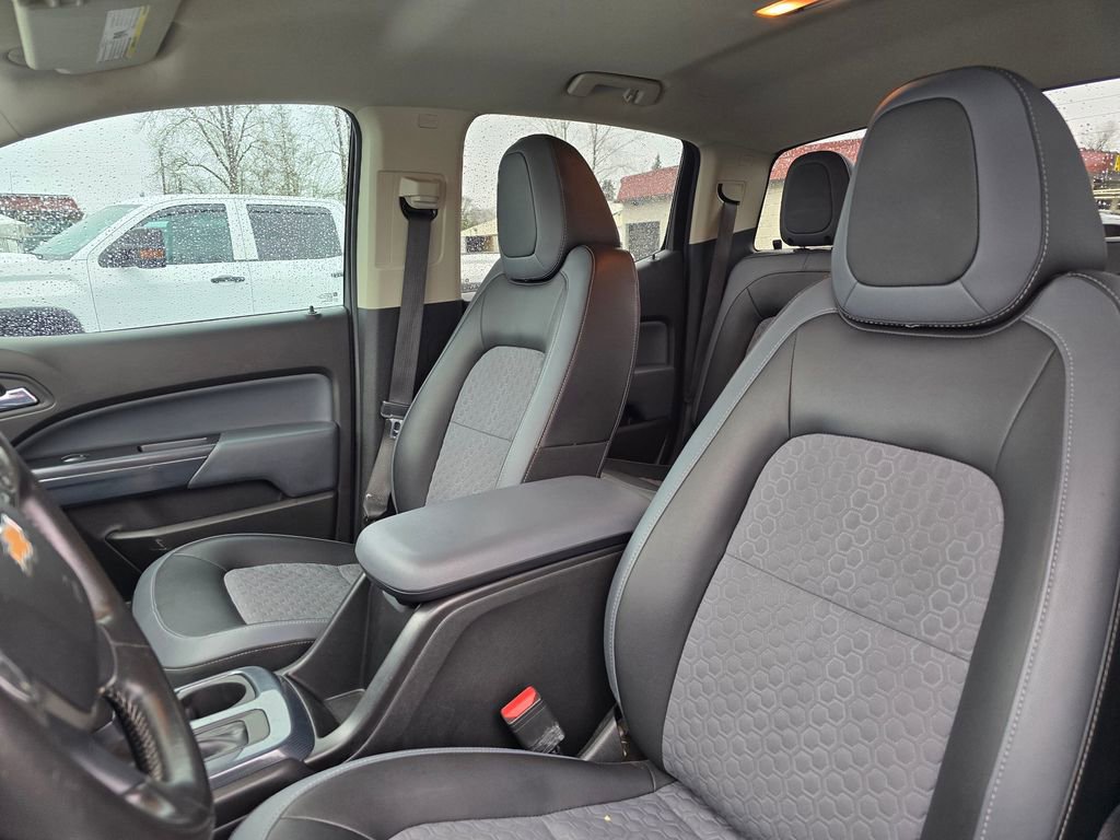 Used 2015 Chevrolet Colorado Z71 AWD/4WD image 20