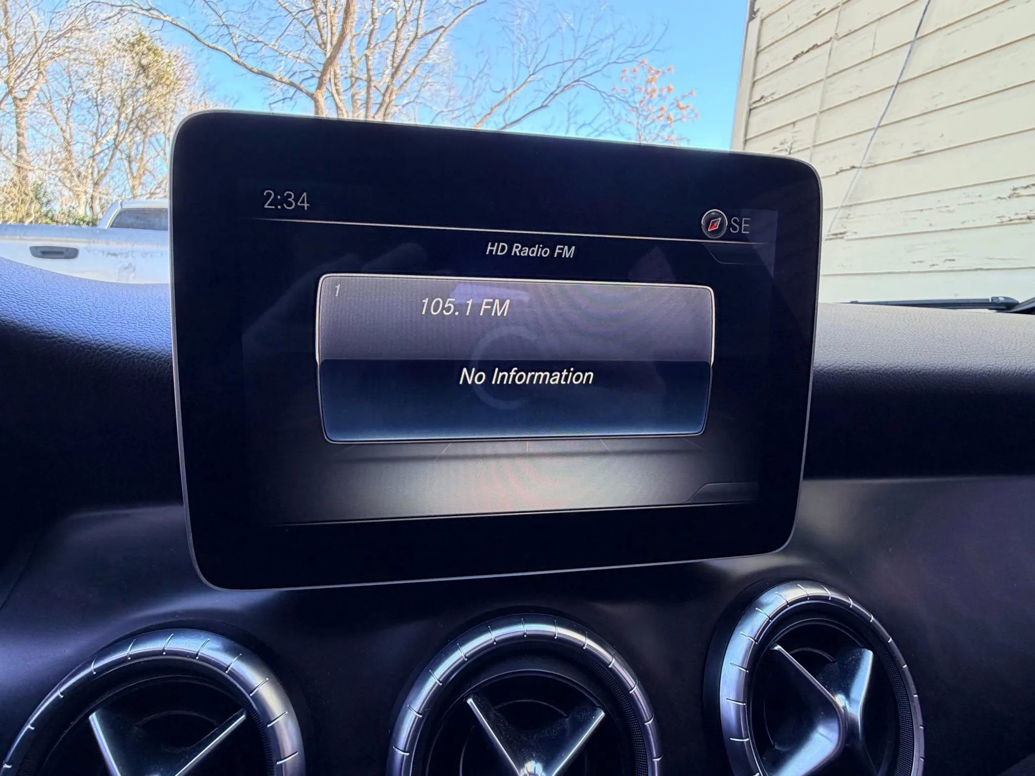 Used 2018 Mercedes-Benz CLA 250 4MATIC image 11