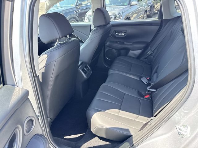 Used 2025 Acura ADX AWD image 17