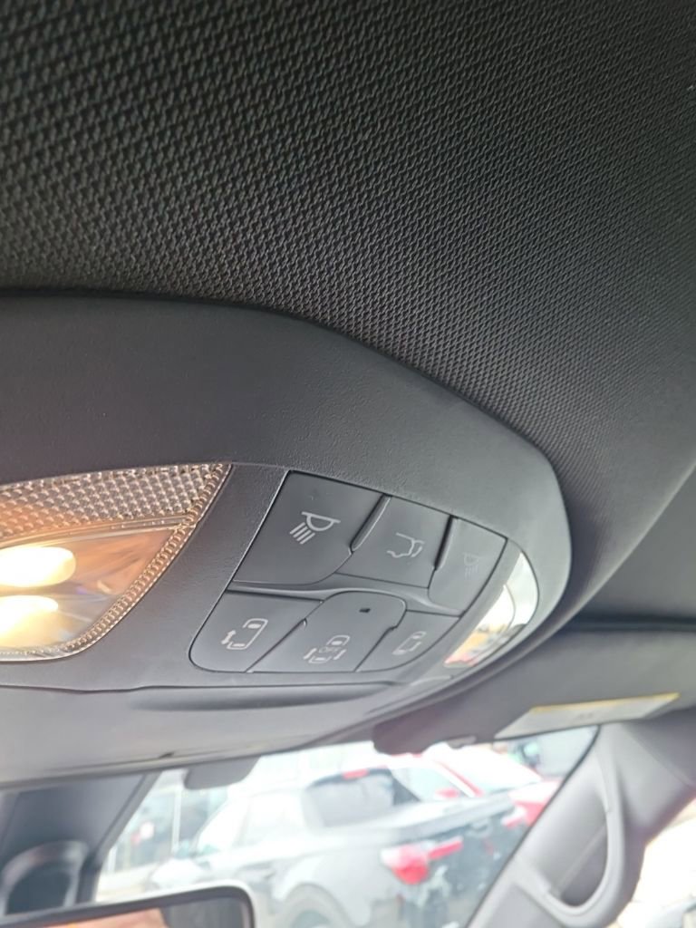 Used 2019 Chrysler Pacifica Touring Plus w/ S Appearance Package image 13