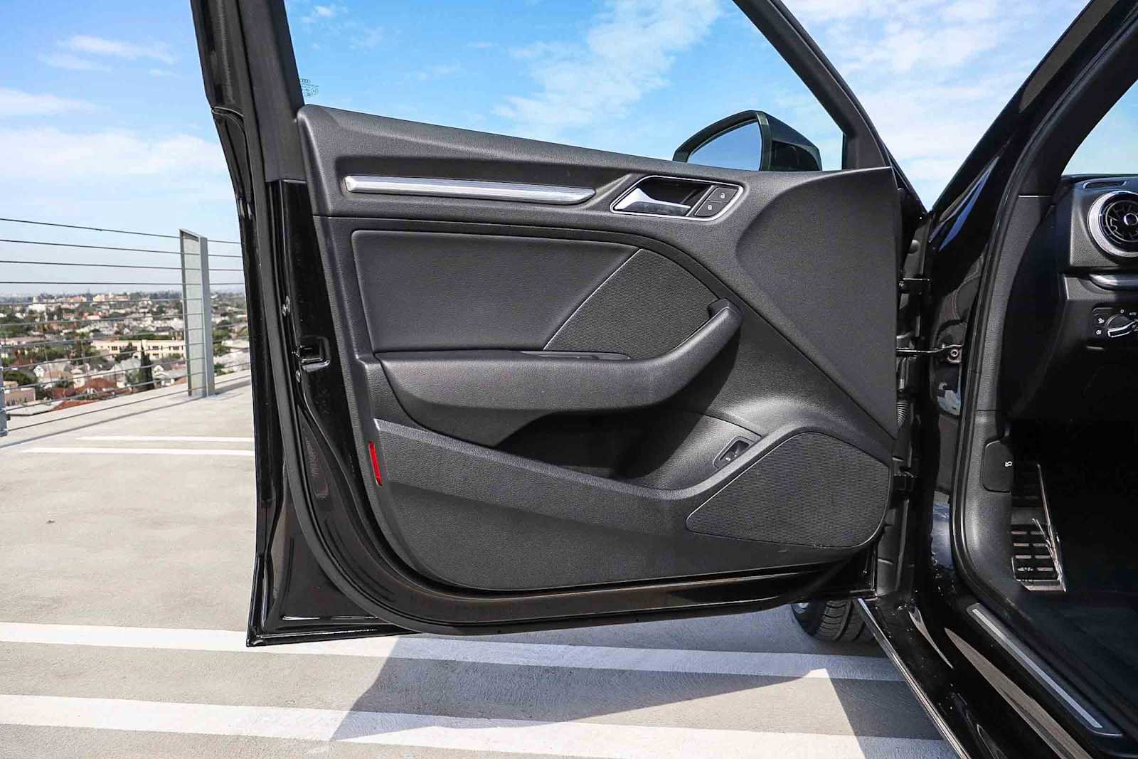 Used 2020 Audi A3 2.0T Premium image 31